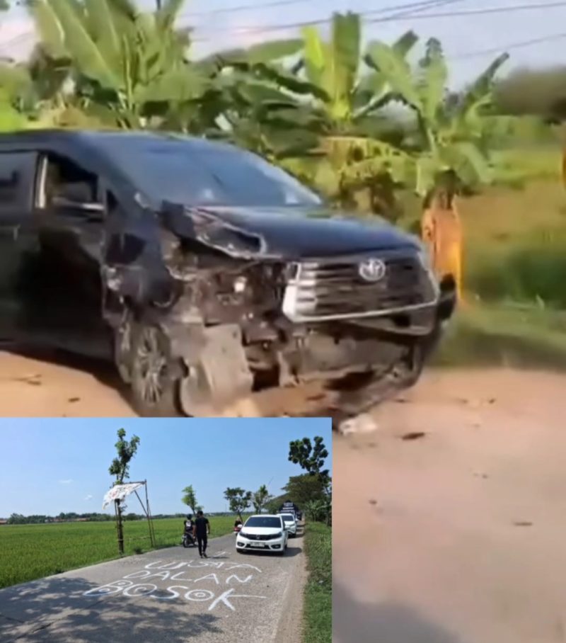 Foto: mobil ringsek saat melalui jalan tersebut, dan tulisan di jalan: 