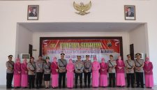 Usai Sertijab, sejumlah perwira jabatan strategis berfoto bersama.
