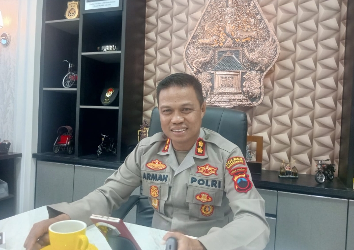 Kapolres Karanganyar, AKBP Arman Sahti, S.H., S.I.K., M.H.,