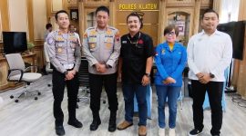 Dari kiri kedua, Kapolres Klaten, AKBP Moh. Faruk Rozi, S.H., S.I.K., M.Si, Kasat Reskrim AKP Taufik Frida Mustofa (baju putih), dan Kasat Lantas, AKP Wendi Andranu (paling kiri)