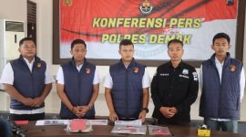 Satreskrim Polres Demak, saat ungkap kasus dugaan pembakaran dua rumah di Karangawen.