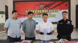 Satres Narkoba Polres Demak, saat ungkap kasus peredaran narkotika jenis sabu berkedok jualan es teh.