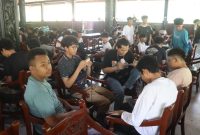 Nampak para peserta sedang mengikuti Kapolres Cup Turnamen E-Sport Mobile Legend Season 2.