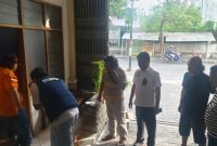 Satreskrim Polres Blora, saat mengecek TKP.
