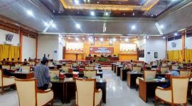 Suasana sidang paripurna DPRD Kabupaten Demak, penyerahan Rancangan Peraturan Daerah (Raperda) tentang Pertanggungjawaban Pelaksanaan APBD Kabupaten Demak Tahun Anggaran 2025.