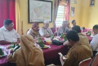 Suasana anggota forum media bersatu Kab. Grobogan, saat bertemu pemerintah kecamatan Godong.