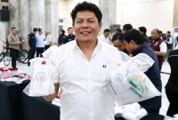 Wakasat Narkoba Polrestabes Semarang, Kompol Edi Sutrisno, saat menunjukan barang bukti. 