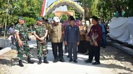 Suasana acara penutupan KBM TNI Tahap VIII di Desa Mojoagung, Kec. Karangrayung, Kab. Grobogan. 