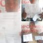 Sejumlah siswa diduga korban LPK Nakula Kestaria Indonesia, saat menunjukan bukti pembayaran untuk pelatihan kerja.