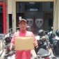Foto: Ukesz, korban penipuan dugaan jual beli mobil, saat melaporkan ke Polrestabes Semarang.