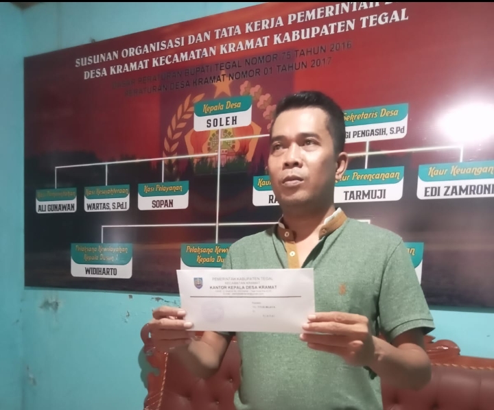 Foto: Soleh, Kepala Desa Kramat, Kec.Kramat, Kab. Tegal.